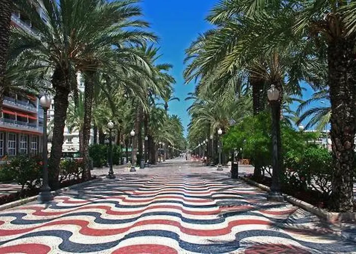 Atico Centrico Junto A La Playa Appartement *